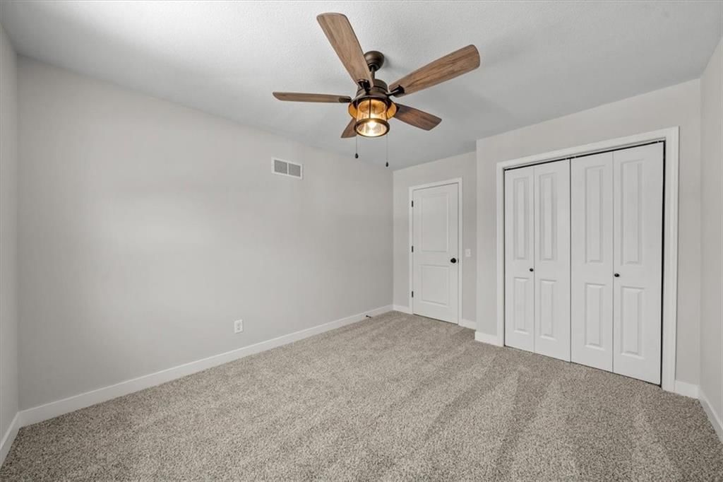 1124 N Walker Lane — photo 21