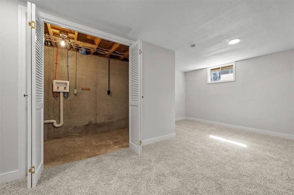 1124 N Walker Lane — photo 34