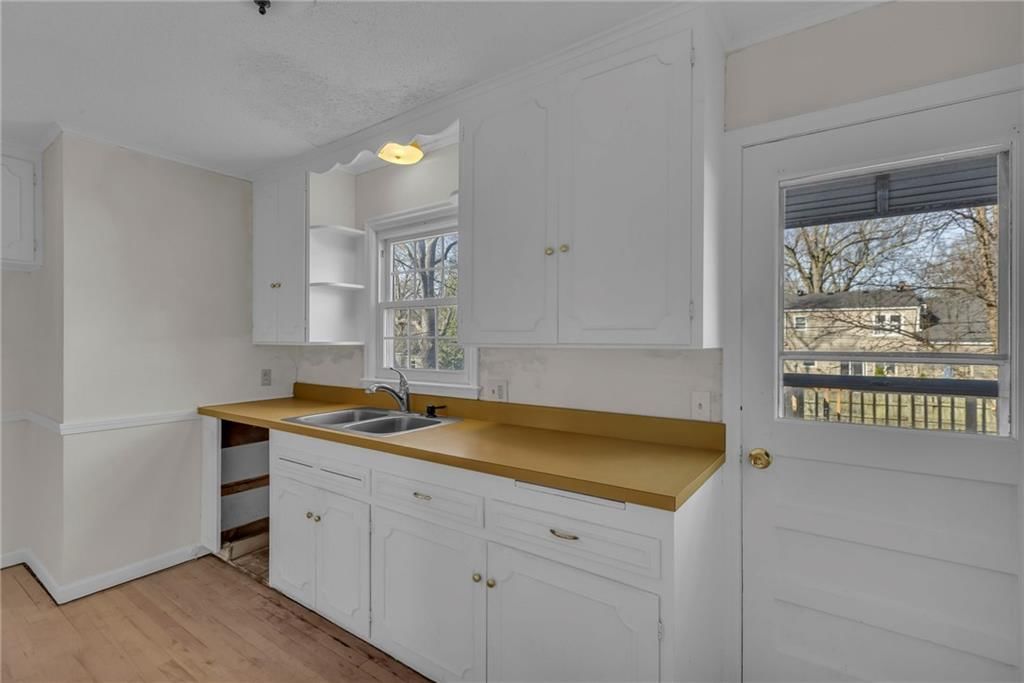 5506 Rosewood Street — photo 9
