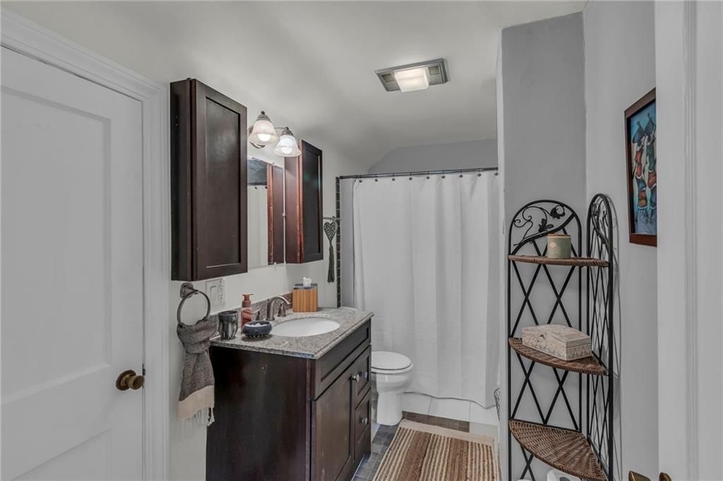 517 W 6th Street — photo 20