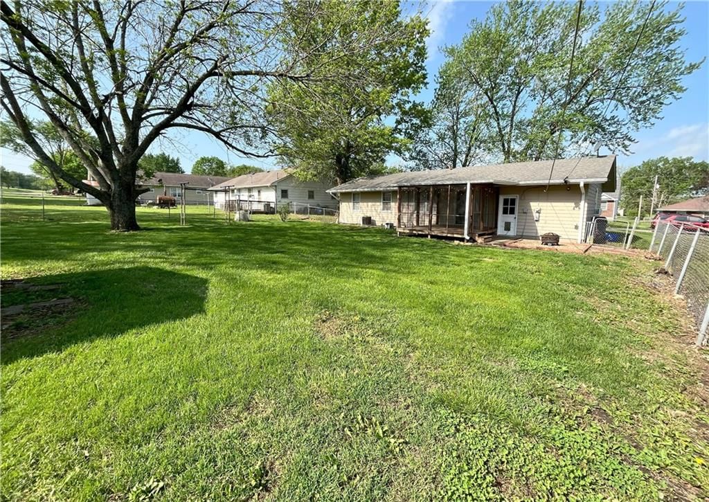 1813 Richards Road — photo 9
