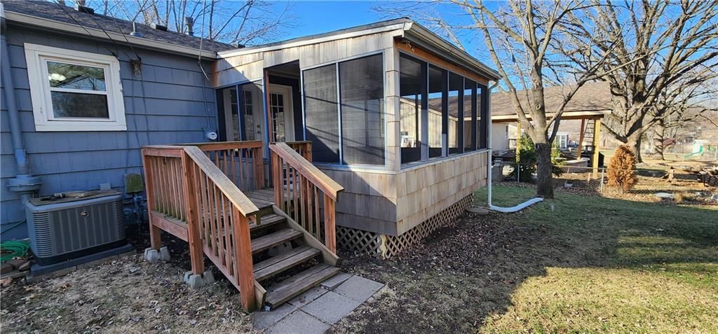 8430 W 69th Terrace — photo 41