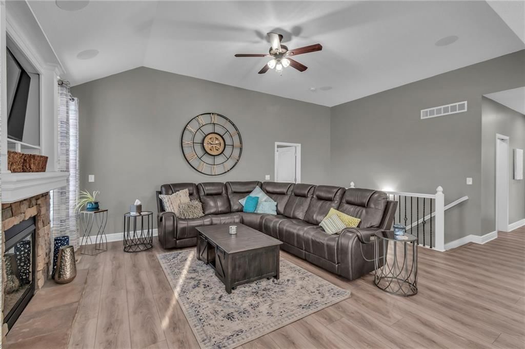 15313 Meyer Drive — photo 3