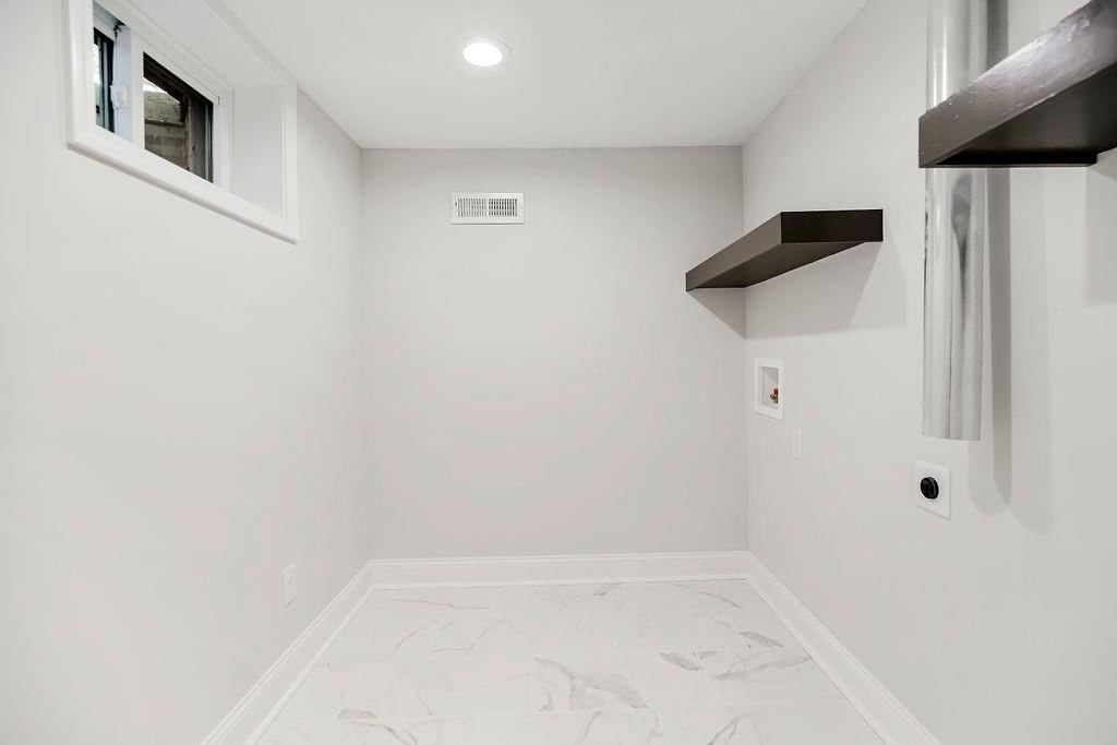 8541 Russell Street — photo 23
