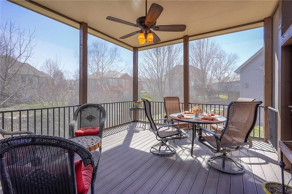 9915 Woodstock Street — photo 44