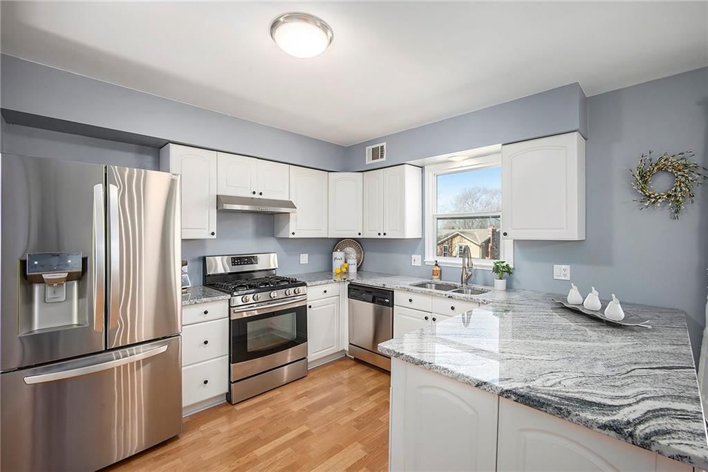 16008 W 152nd Street — photo 8
