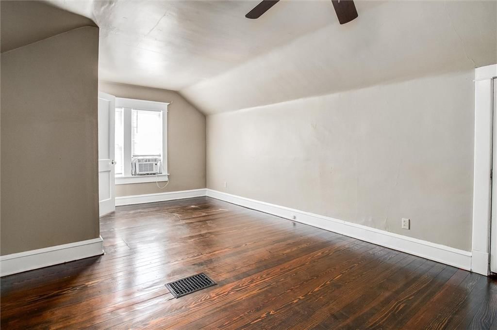 1717 S Crescent Street — photo 23
