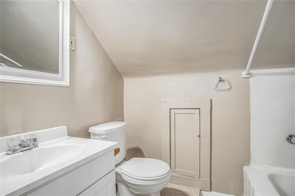 1717 S Crescent Street — photo 25