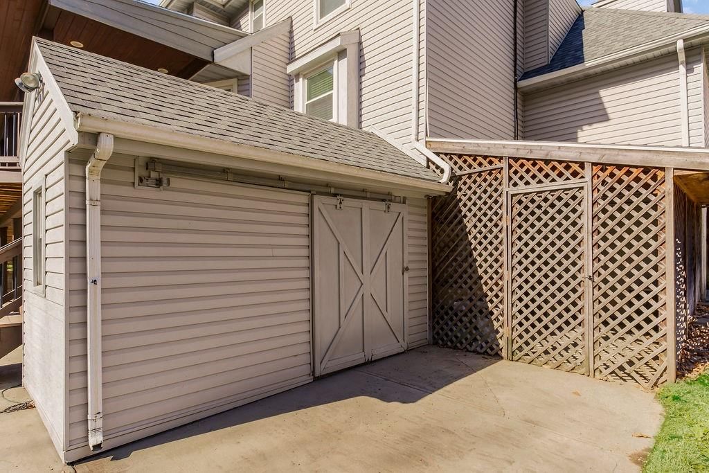 4417 NW Wildwood Drive — photo 33