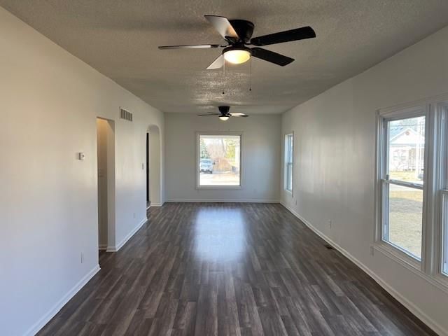 211 E Short Avenue — photo 13