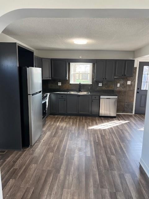 211 E Short Avenue — photo 14