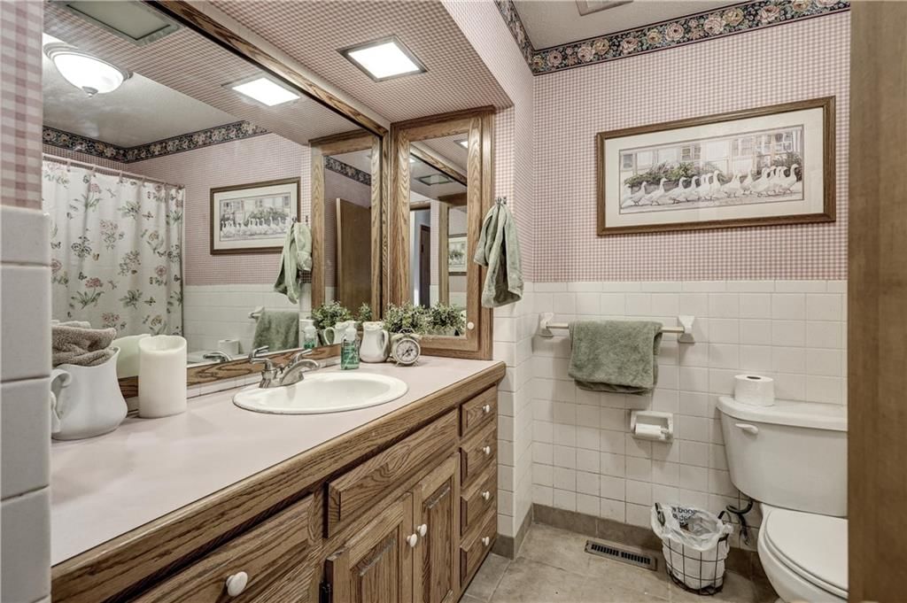 826 E 510th Avenue — photo 31