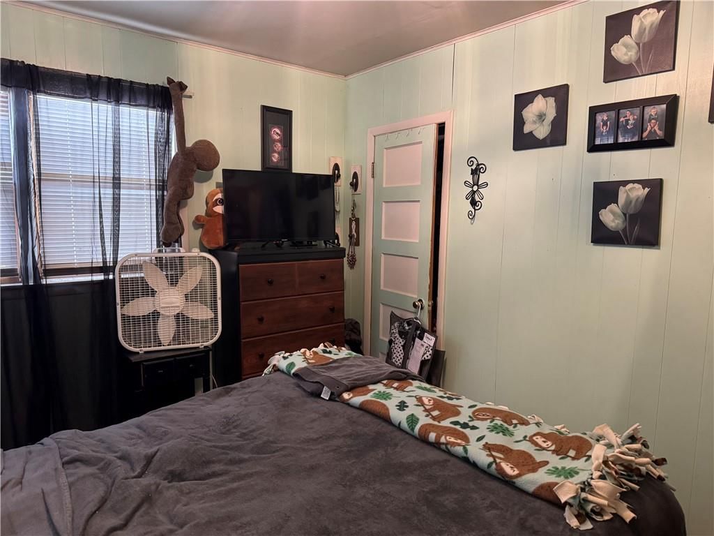 417 W 9th Street — photo 15