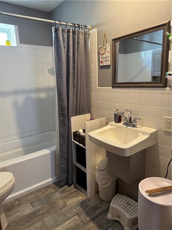 417 W 9th Street — photo 16