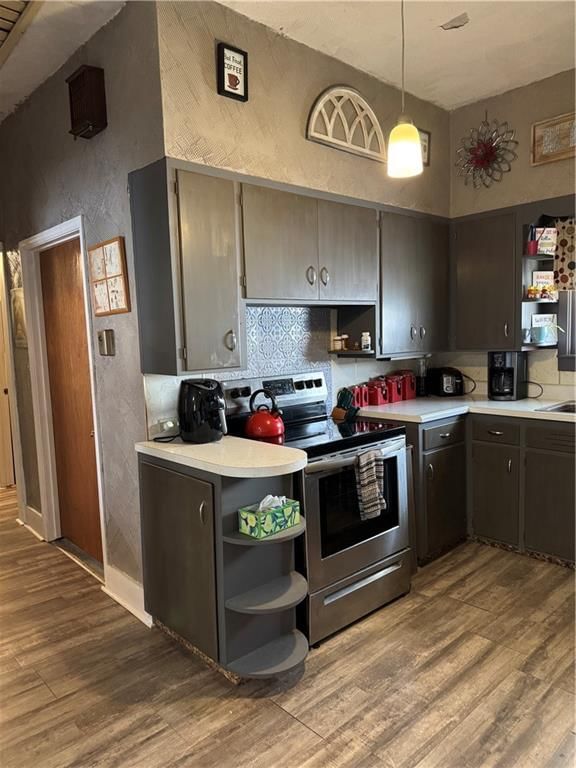 417 W 9th Street — photo 18
