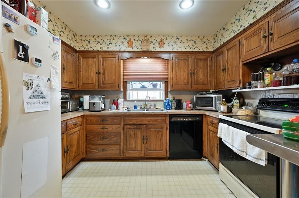 10132 Nall Avenue — photo 8