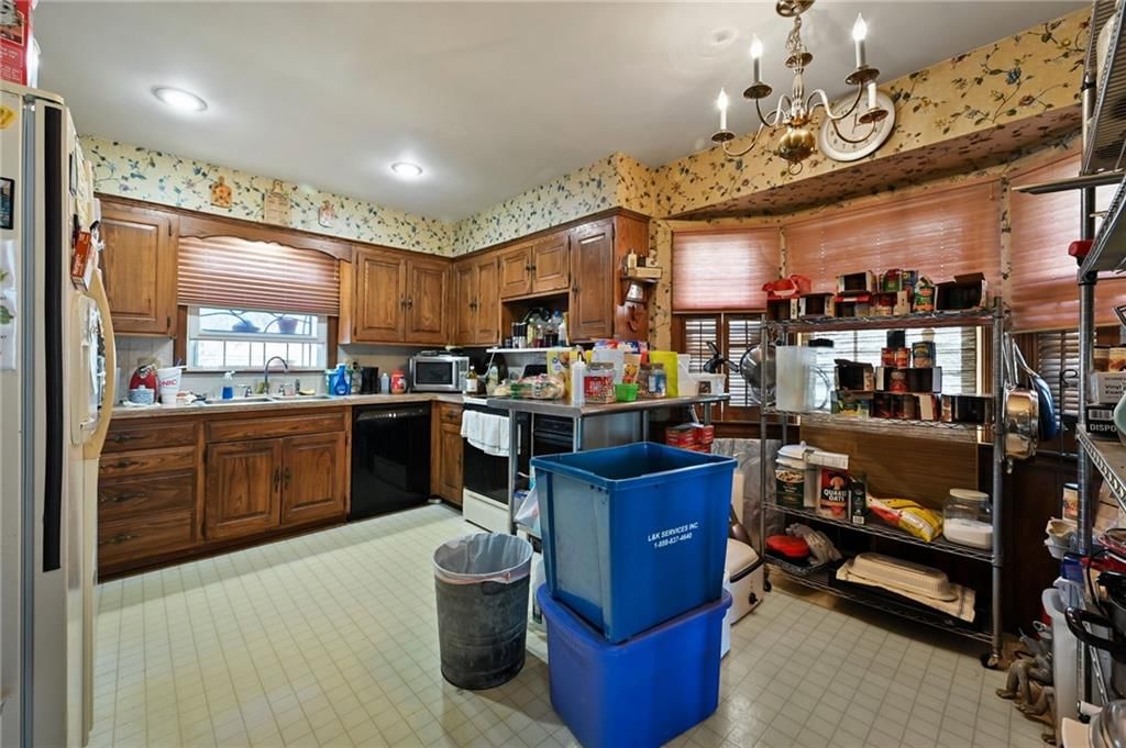 10132 Nall Avenue — photo 10