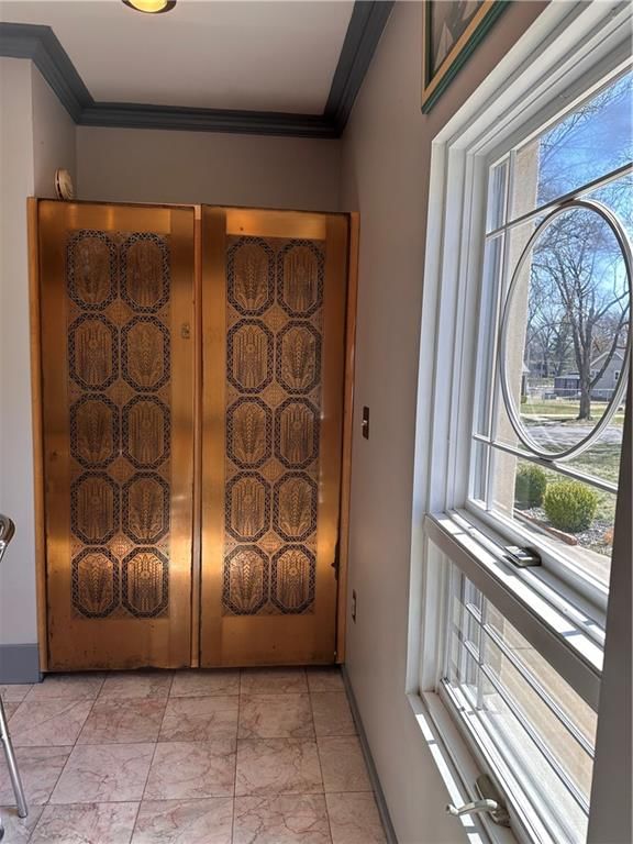301 Winwood Street — photo 18