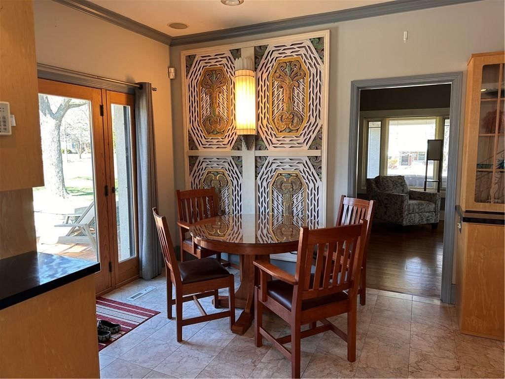 301 Winwood Street — photo 19