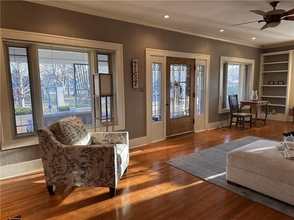 301 Winwood Street — photo 27