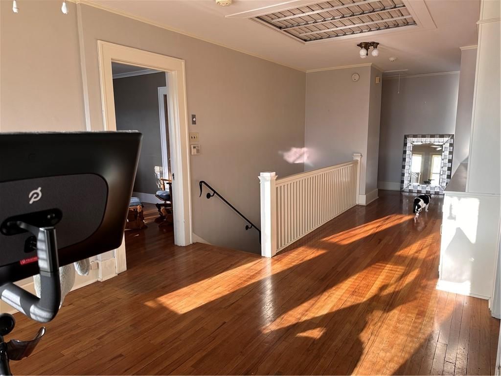 301 Winwood Street — photo 34