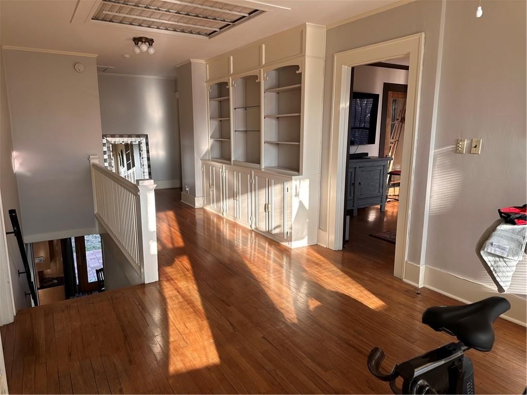 301 Winwood Street — photo 35