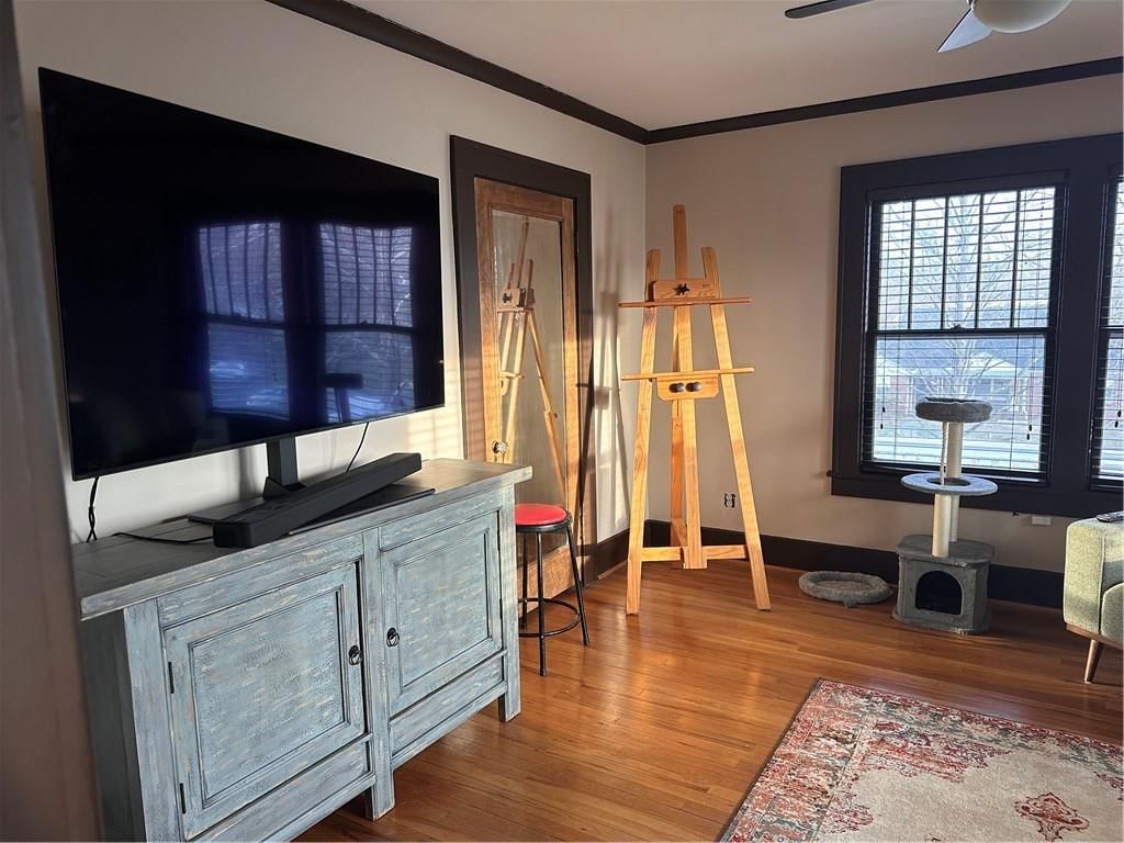 301 Winwood Street — photo 38