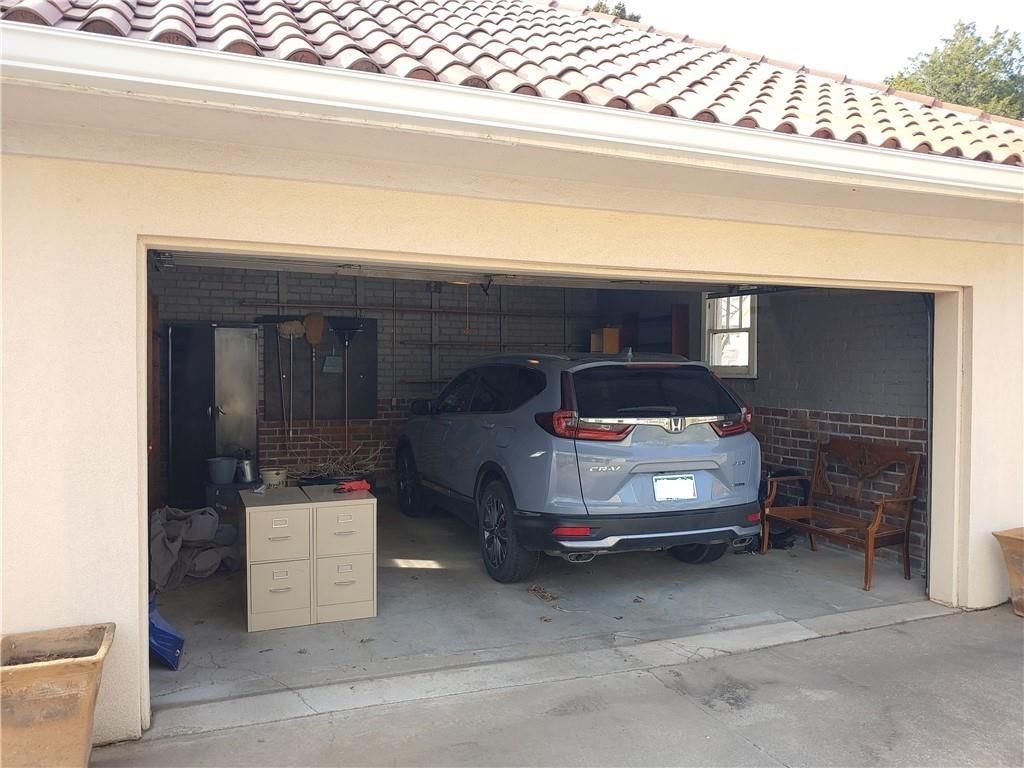 301 Winwood Street — photo 9