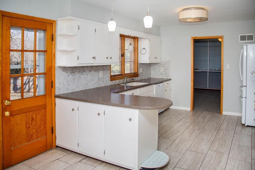 3005 Joslin Lane — photo 6