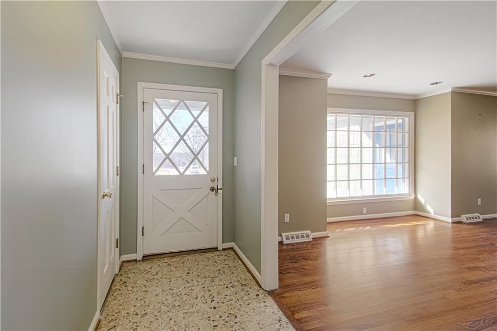 10201 Cedar Street — photo 3