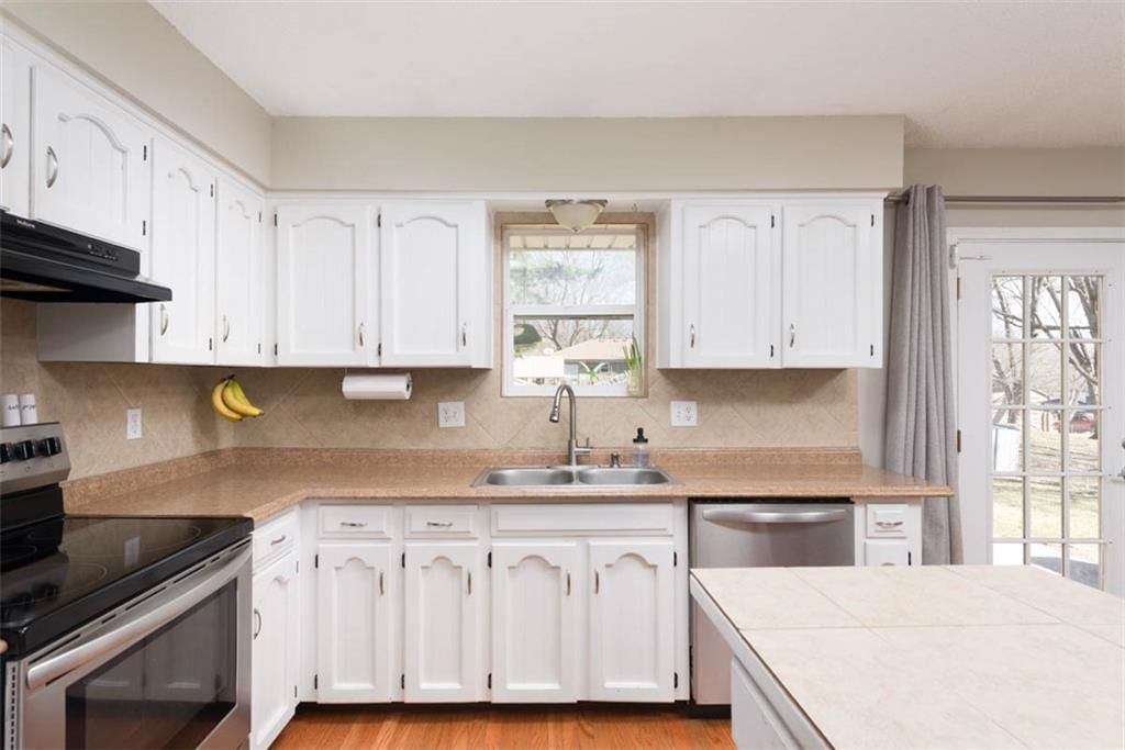 305 SW Blarney Court — photo 11