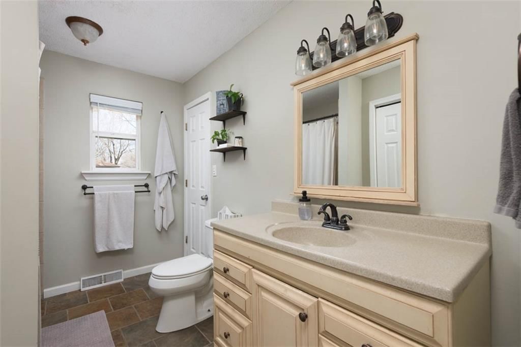 305 SW Blarney Court — photo 14