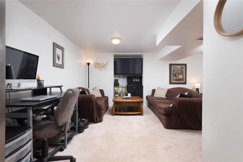 305 SW Blarney Court — photo 20