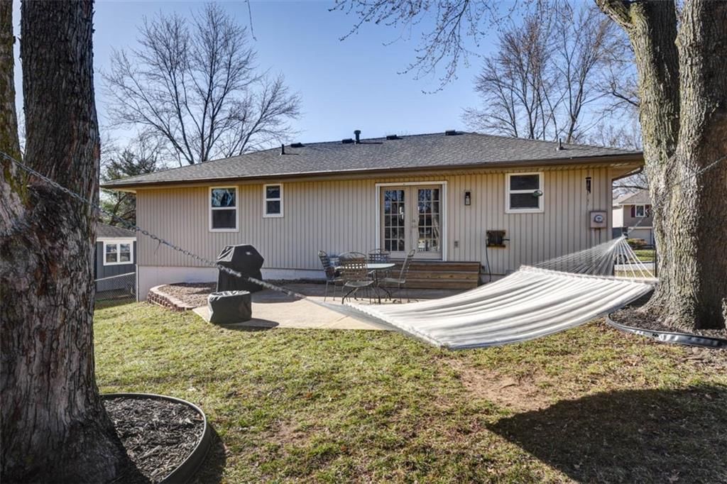 305 SW Blarney Court — photo 29