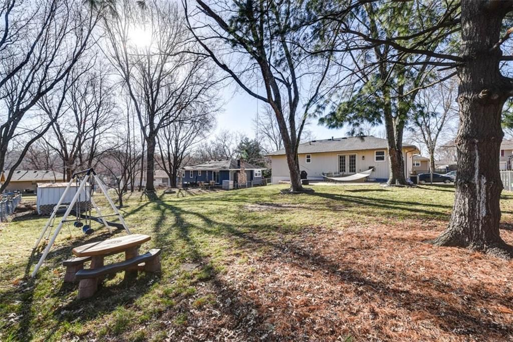 305 SW Blarney Court — photo 32