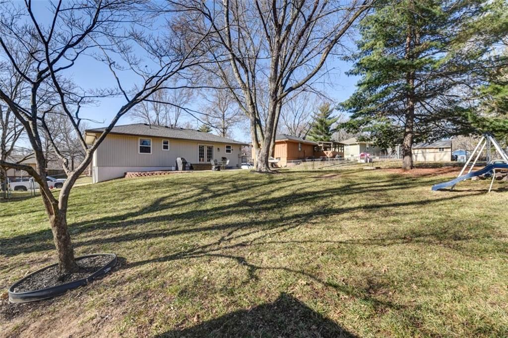 305 SW Blarney Court — photo 34