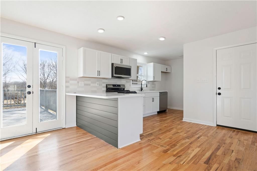 11111 W 49th Terrace — photo 11