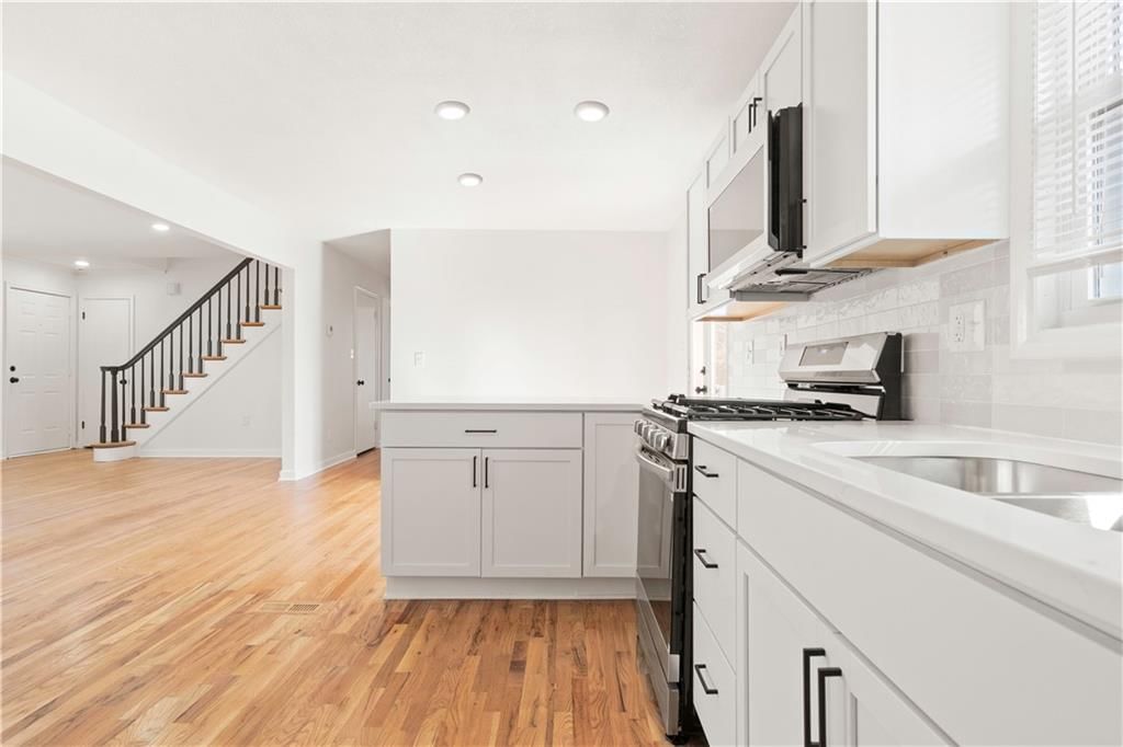 11111 W 49th Terrace — photo 15