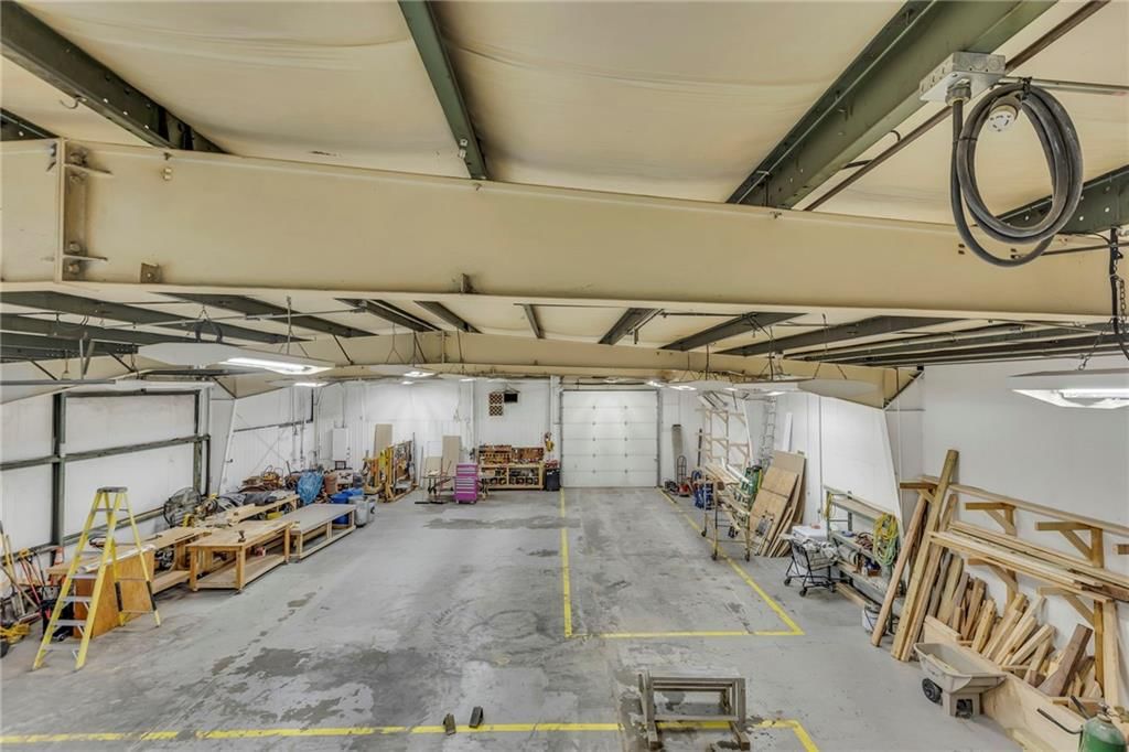316 W Wilson Street — photo 33