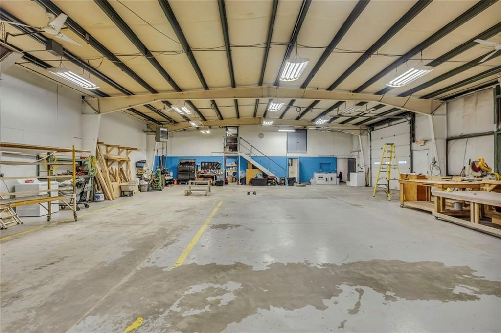 316 W Wilson Street — photo 34