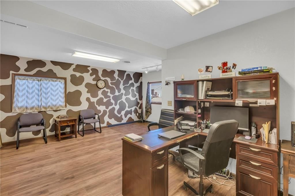 316 W Wilson Street — photo 52