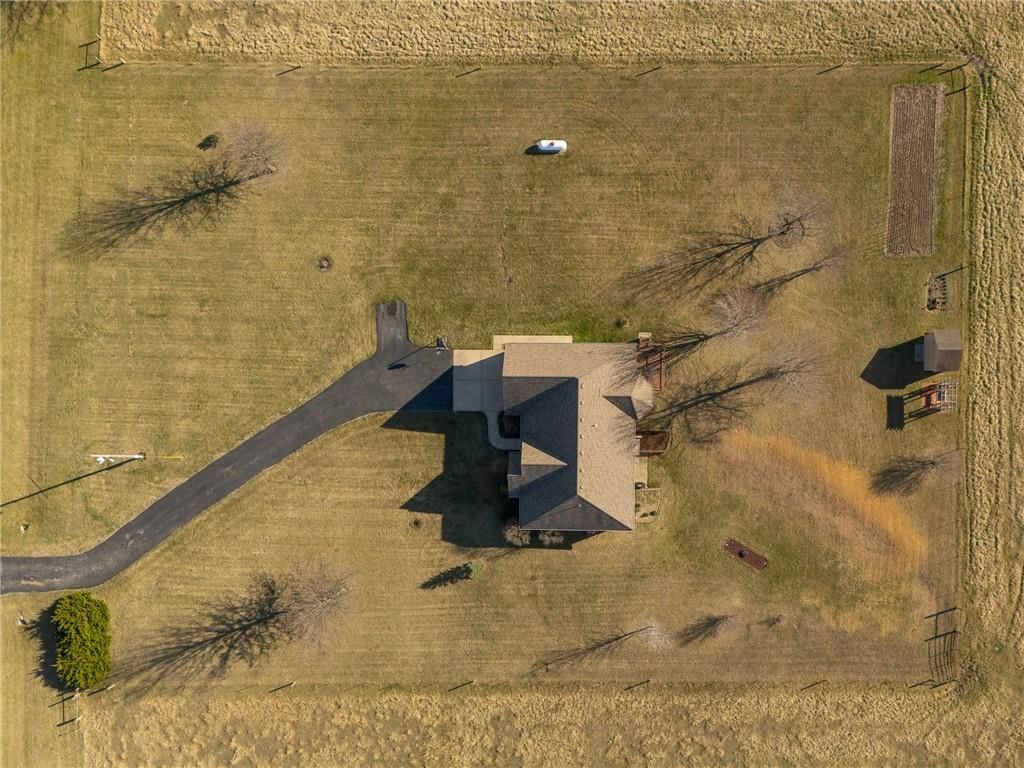 21960 13 Highway — photo 20