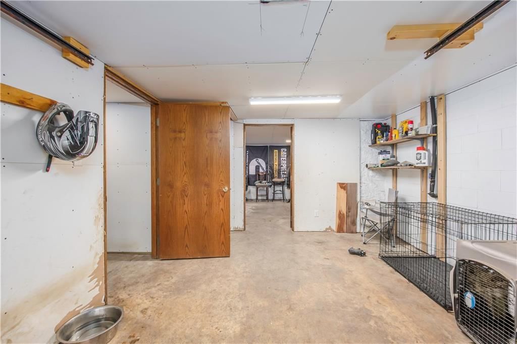 302 S 7th Street — photo 26