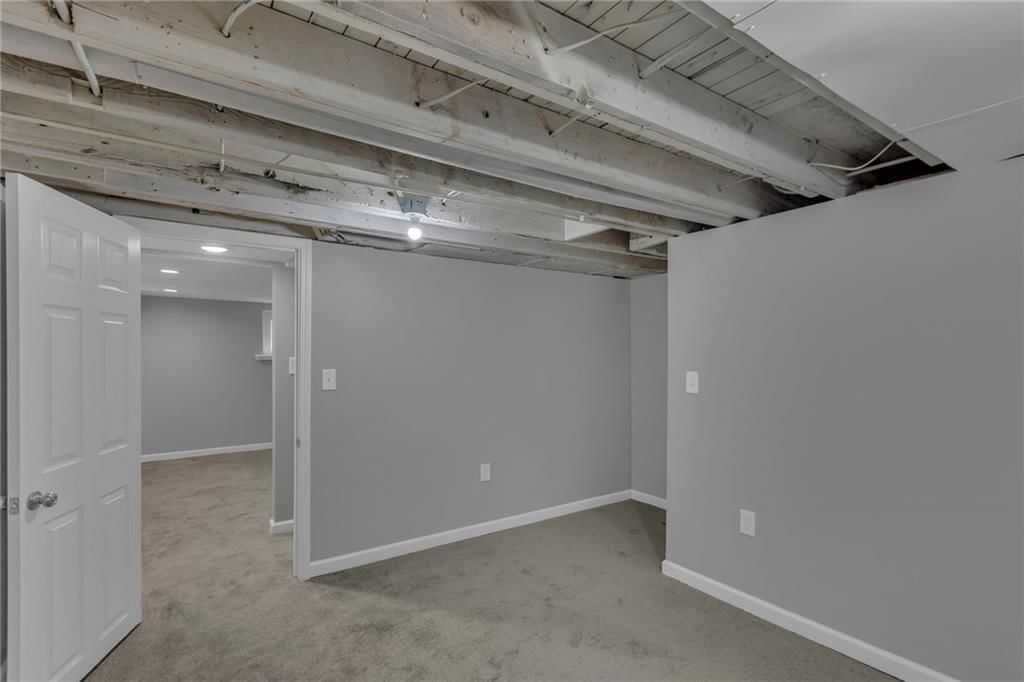 925 E South Avenue — photo 38