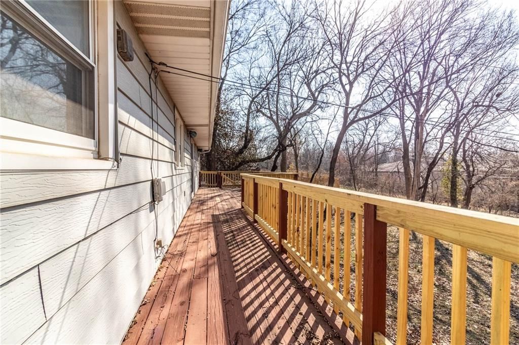 508 Christopher Street — photo 11