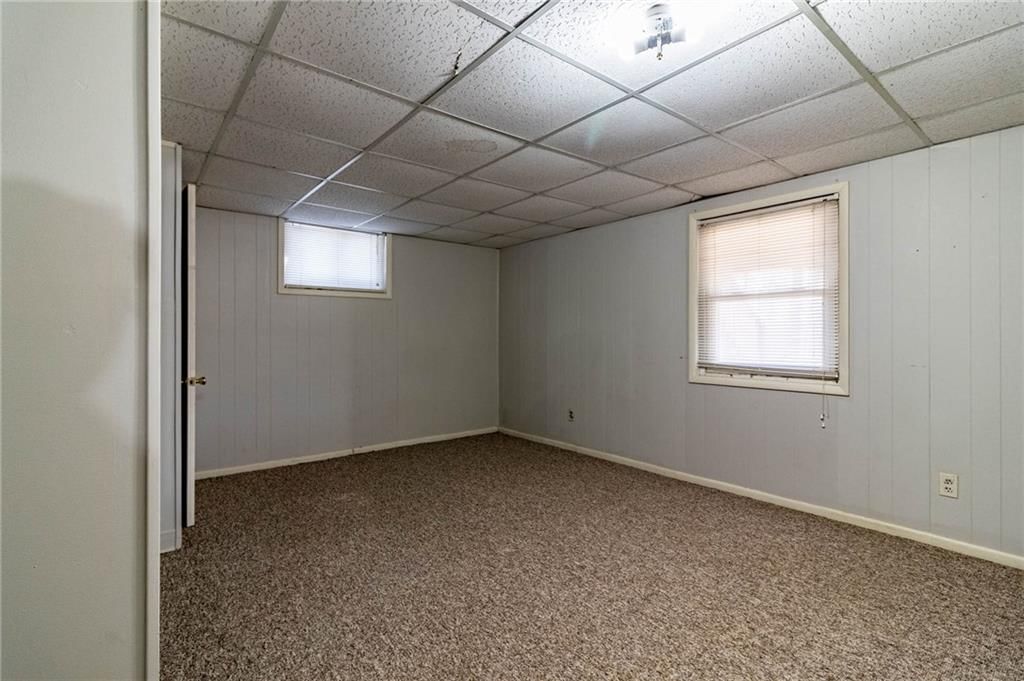 508 Christopher Street — photo 32