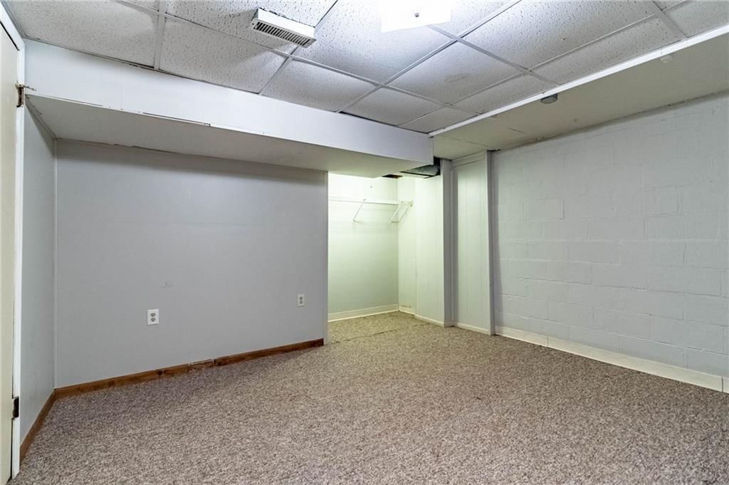 508 Christopher Street — photo 35