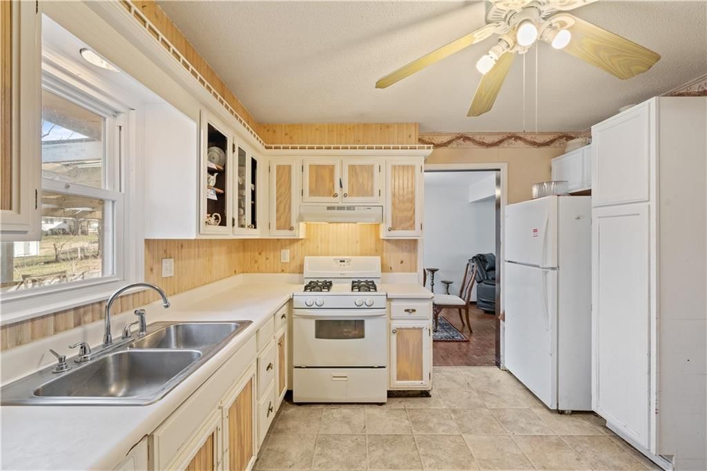 2616 NW 85th Terrace — photo 8