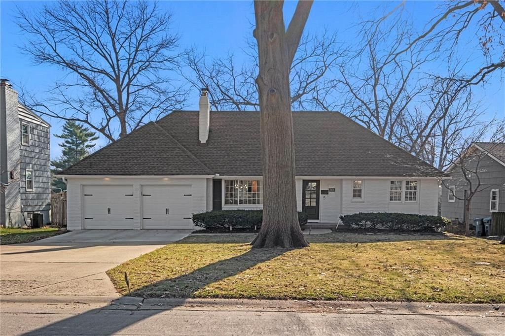 7801 Falmouth Street — photo 2