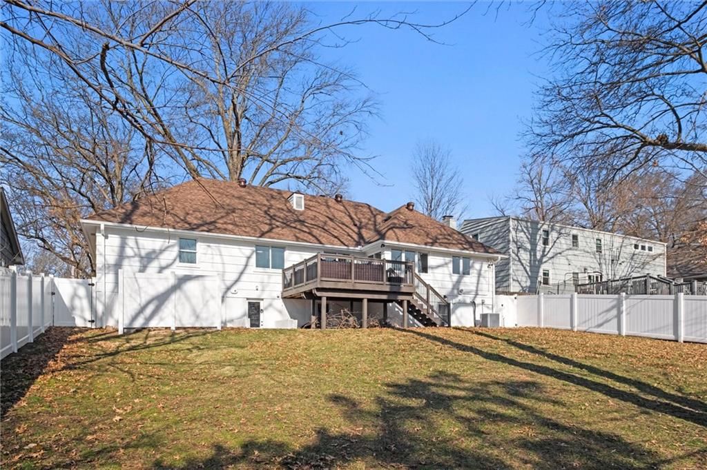 7801 Falmouth Street — photo 34